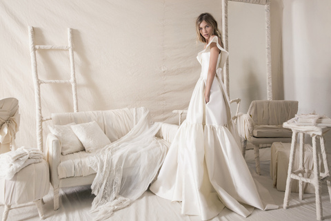 buttercup dress photo 3