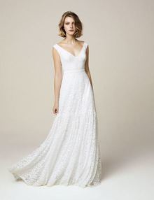 915 dress photo 1