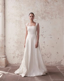 odette dress photo 3