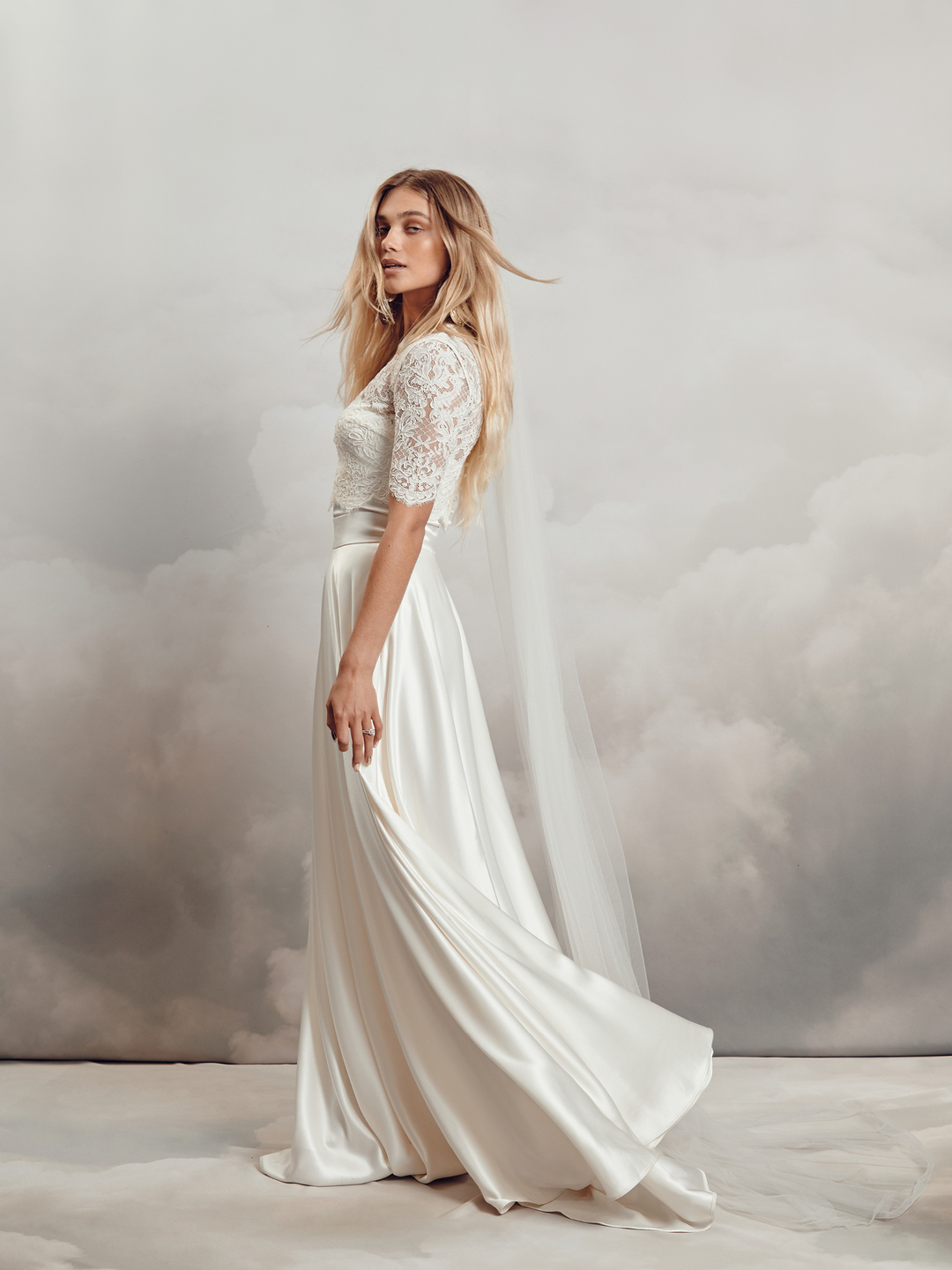 chelsea veil dress photo