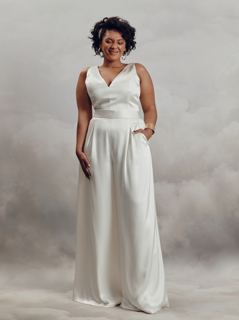 aurelia trousers - curve dress photo