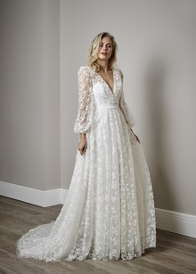 iris - ivory  dress photo 2