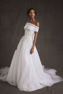 valentina dress photo 1