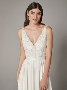 mitra gown dress photo 3