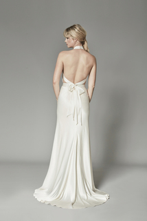 kin gown  dress photo 2