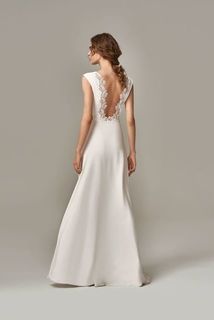 lilly  dress photo 2