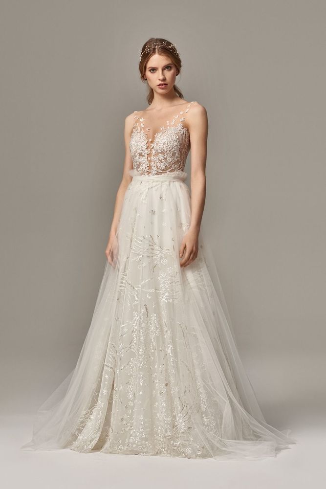 nairna overskirt  dress photo