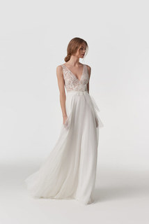 gisela dress photo 1