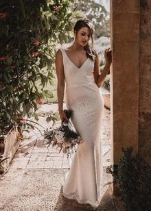 valencia  dress photo 3