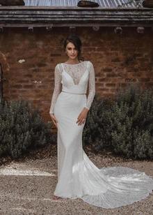 karina  dress photo 3