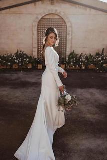 aubrey  dress photo 4