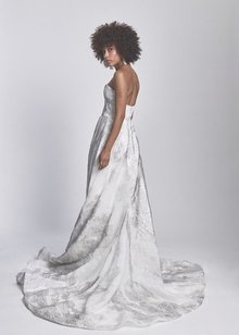 eclipse  dress photo 2
