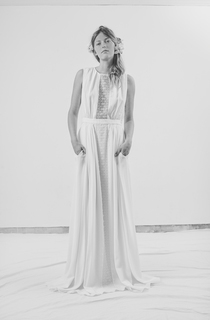 love is innocent dress photo 4