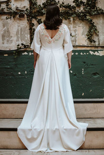 camellia dress photo 4