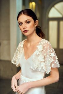 leo cape dress photo 4