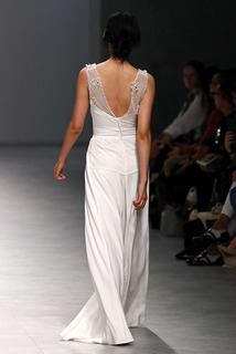 gisele body  dress photo 3