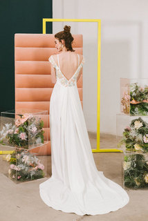 camellia dress photo 3