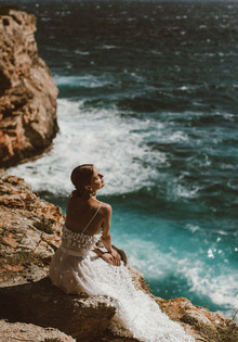 dress isabella dress photo 3