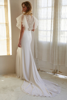 reno top dress photo 3