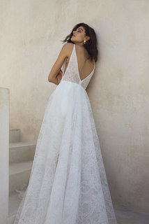 waldorf  dress photo 2