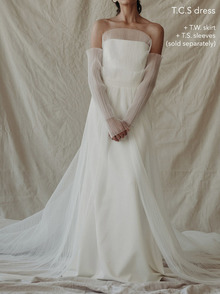 t.w overskirt dress photo 2