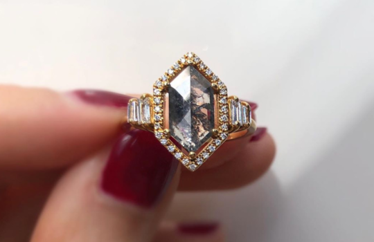 alternative engagement rings inspiration photo 7