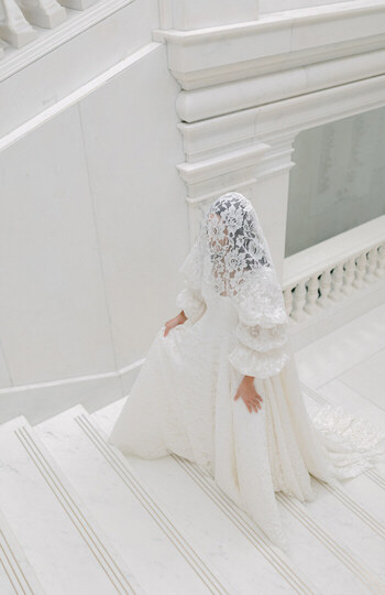 9 chic & modern wedding veils for the statement bride inspiration photo 9