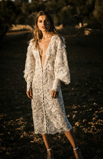 the modern bride's guide to dressing for your after party  inspiration photo 7