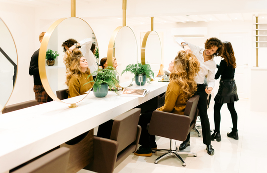 how to find your bridal hairstylist and the questions you should ask inspiration photo 2