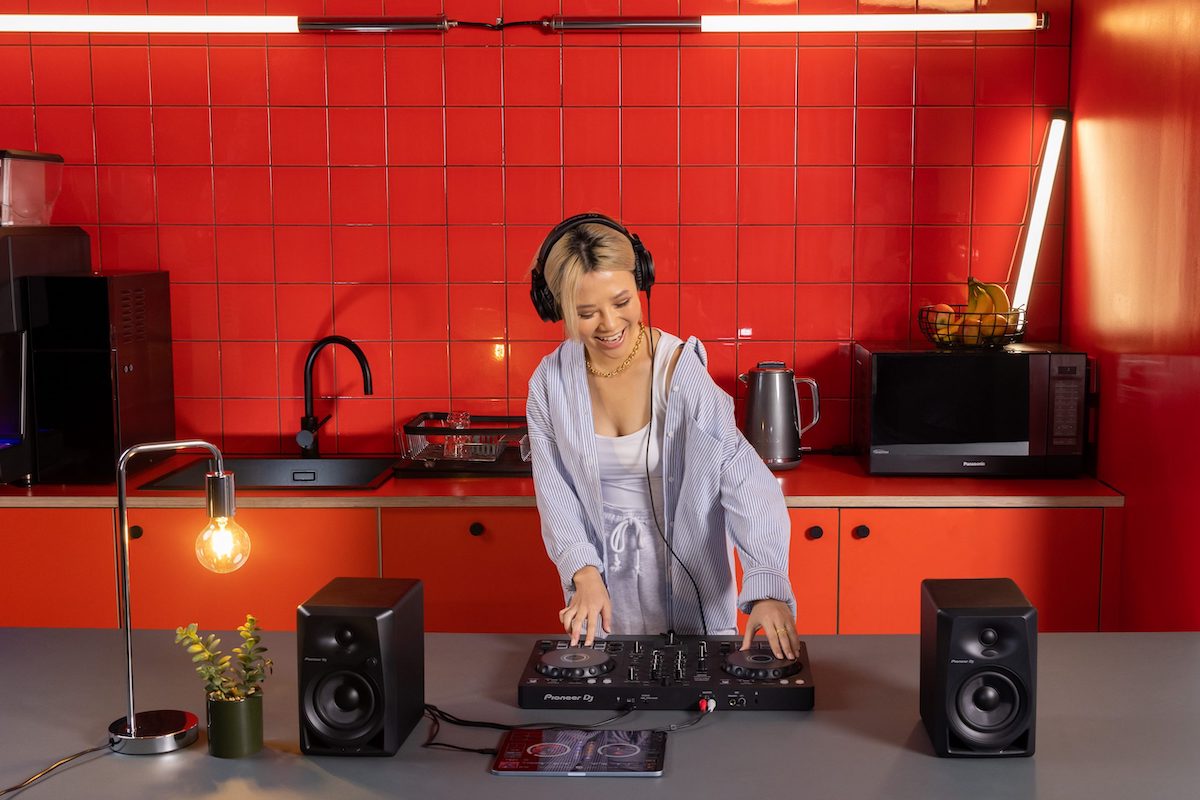 Pioneer DJ DDJ-FLX4 hlavní produktový obrázek