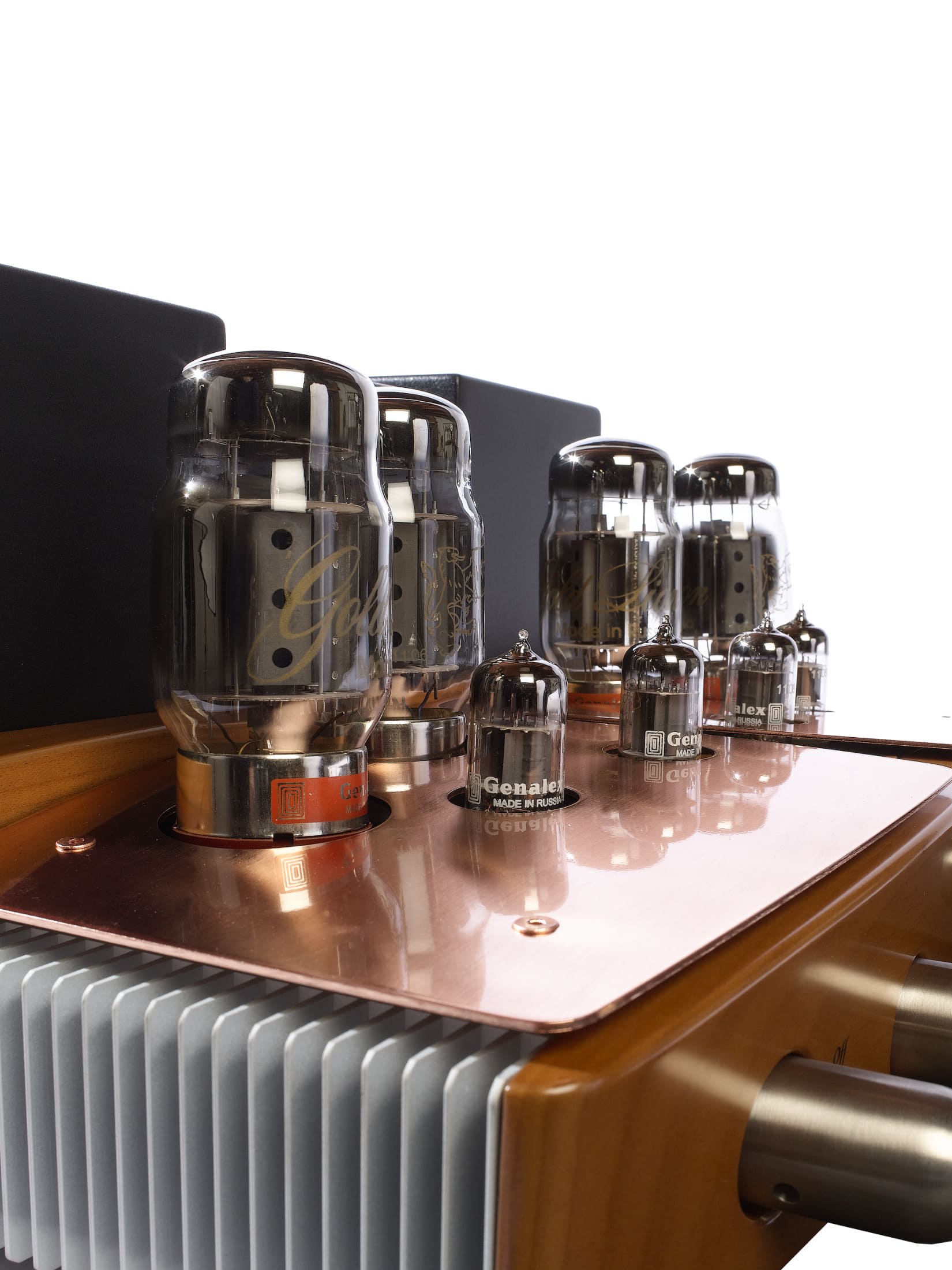 Sinfonia Anniversary detail žiariacich výkonových elektrónok KT88