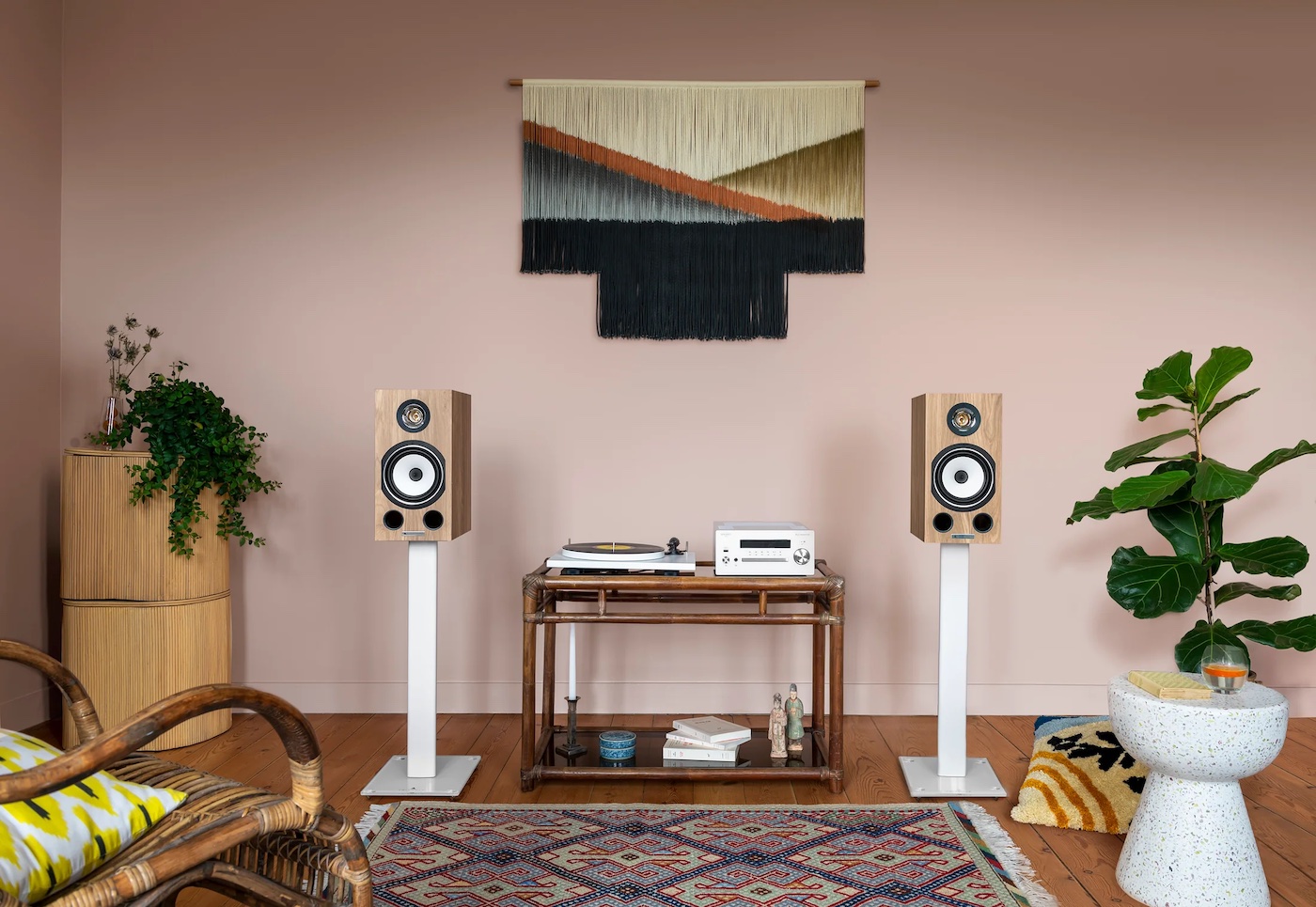 TRIANGLE Esprit EZ Comète – regálové Hi-Fi reproduktory