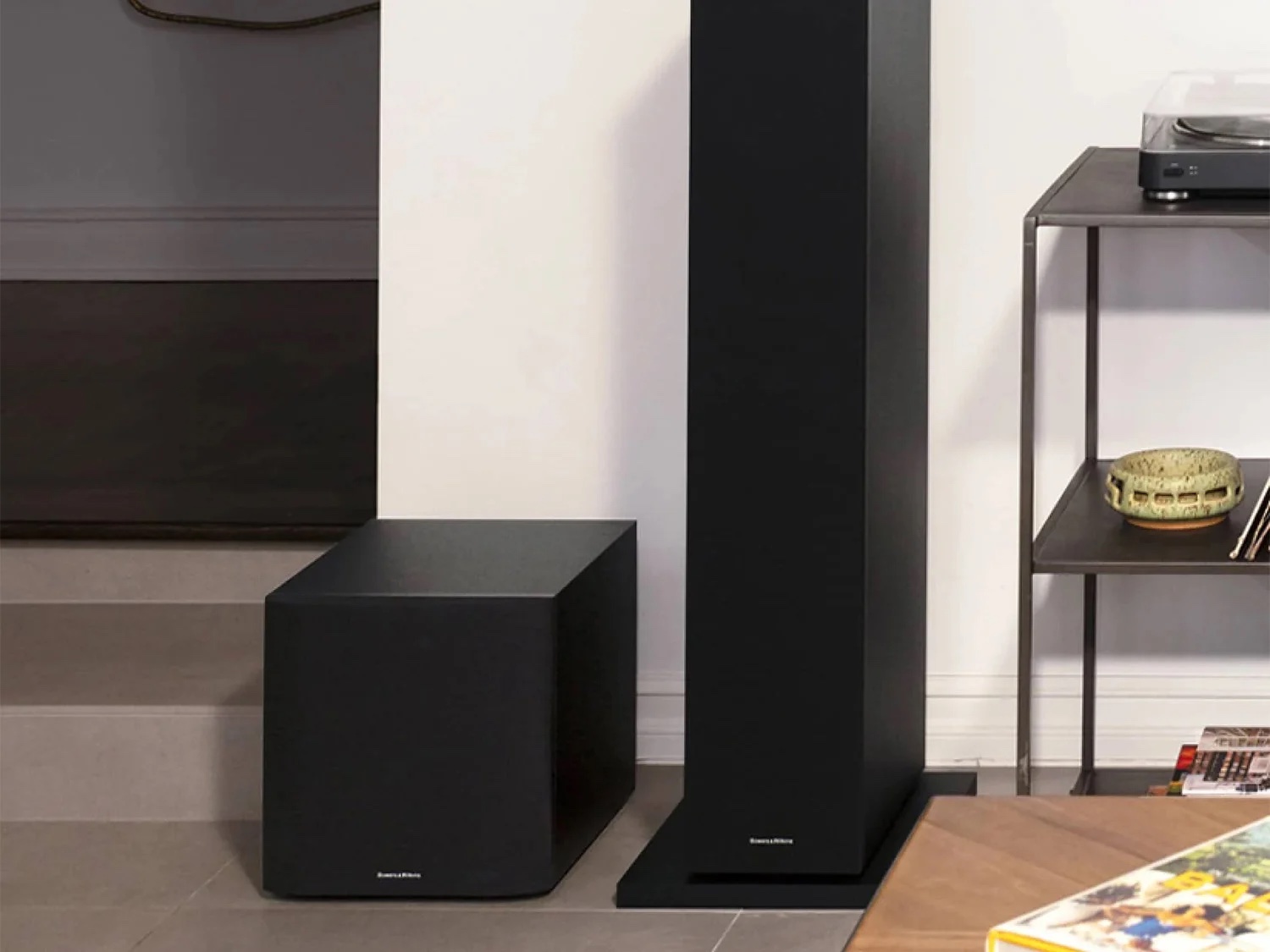 Bowers & Wilkins ASW610 aktívny subwoofer