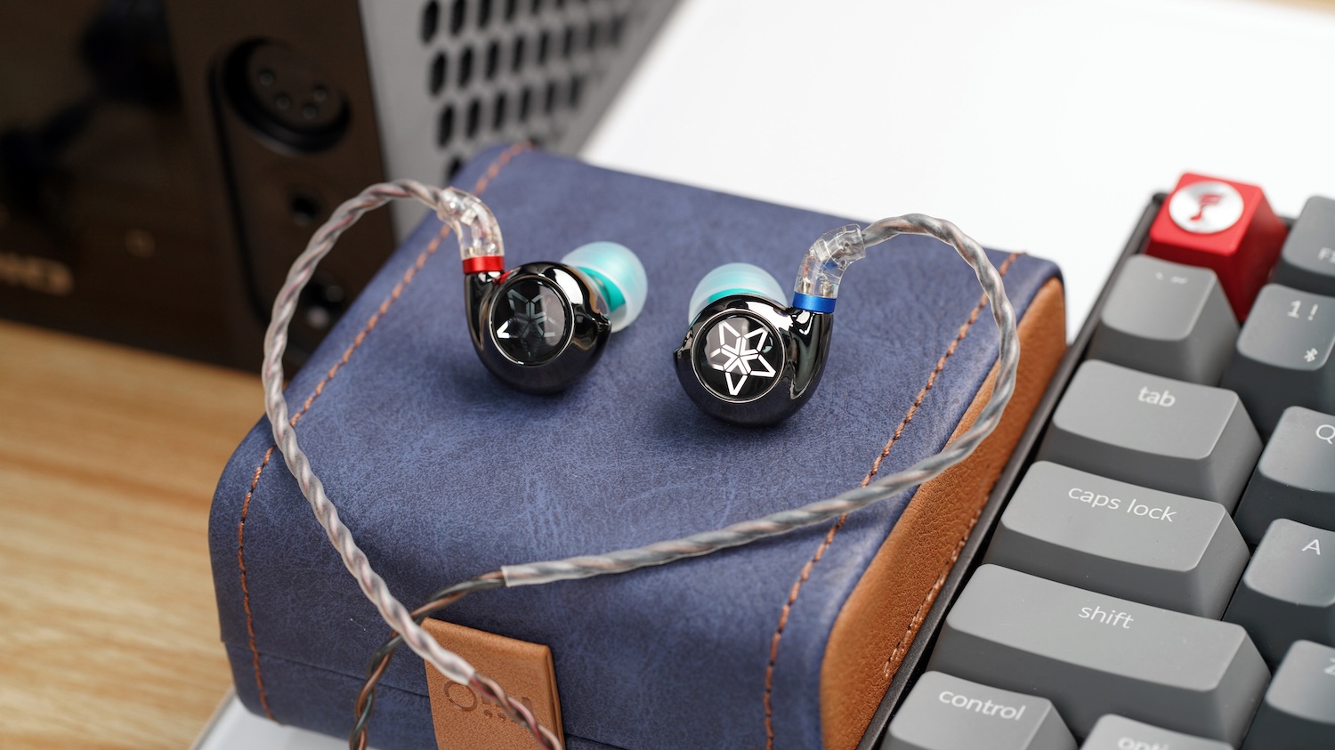 FiiO FH11 detail slúchadiel
