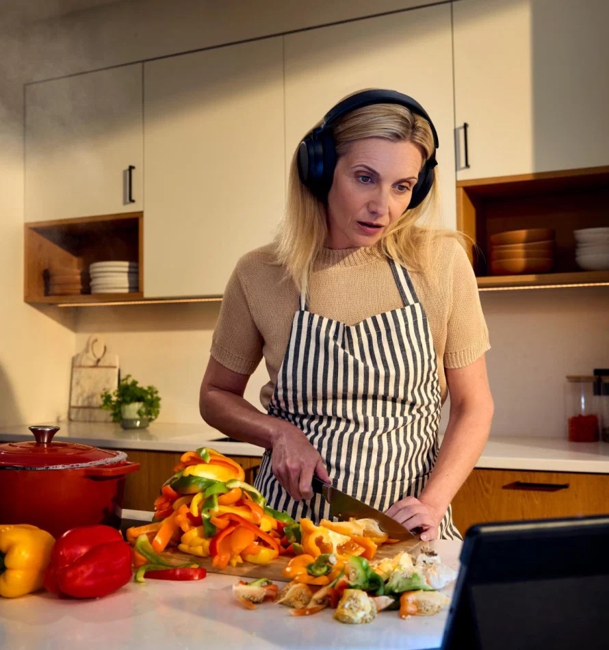 Používání bezdrátových TV sluchátek Sennheiser RS 275