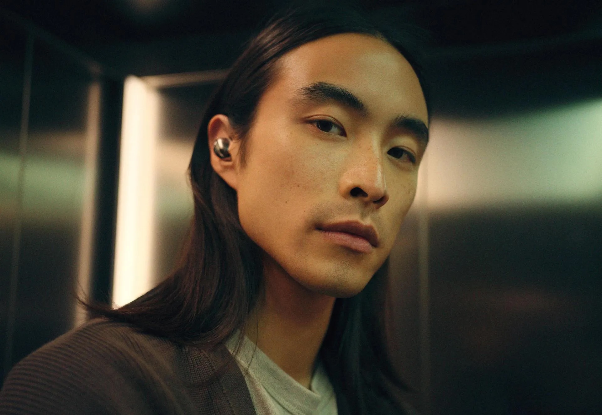 Používání sluchátek Sennheiser MOMENTUM True Wireless 5