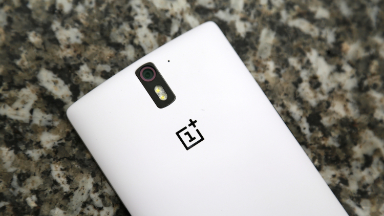 Yeni OnePlus 2