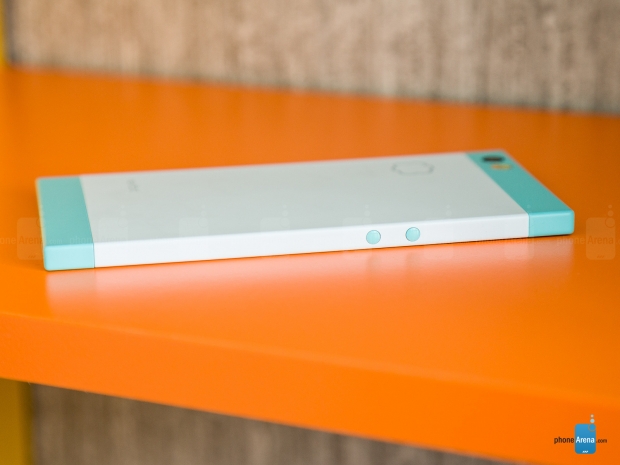 Yaddaşı dolmayan ilk və tək telefon: Nextbit Robin