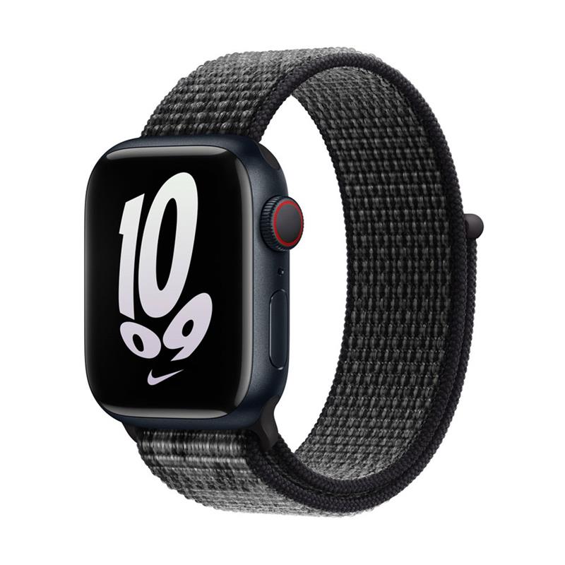 Apple Watch 45mm Black/Summit White Nike Sport Loop