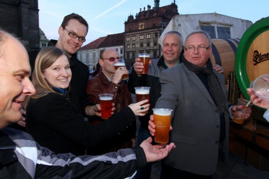 Plzeňané na Svatomartinských trzích ochutnali i pivo