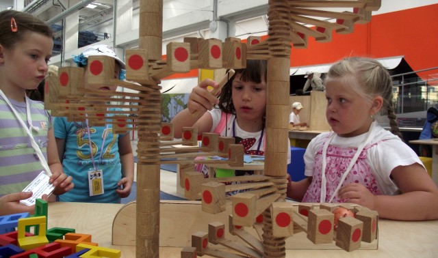 Expozice hravé kolekce hlavolamů a vědeckých hraček v Techmanii získala ocenění Akademie věd