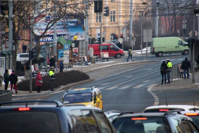 Společná preventivní akce policistů a strážníků byla zaměřena na účastníky silničního provozu