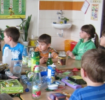 Děti se učily, jak se doma chovat ekologicky