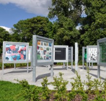 Venkovní výstava mladých ilustrátorů oživuje Relax centrum ve Štruncových sadech