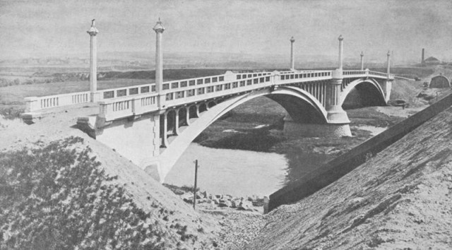 Masarykův most - zdroj www.libri.cz