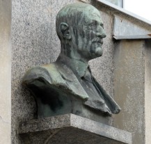 Autor opony plzeňského Velkého divadla Augustin Němejc zemřel před 75 lety