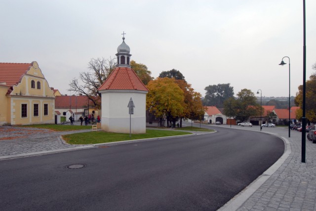 Zrekonstruovaná Koterovská náves bude hostit kulturní a společenské akce