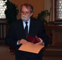 Cenu města Plzně získá profesor archeologie Evžen Neustupný