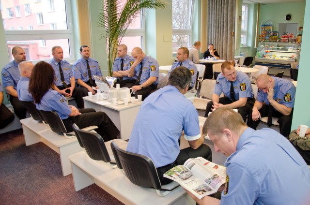 Strážníci z borské služebny darovali krev