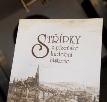 Výstava v mázhauzu radnice je věnována hudebnímu životu v Plzni